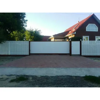 Штахетник із ПВХ синій 80х15 мм