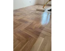 Паркет дубовий англійська ялинка 20х120х600