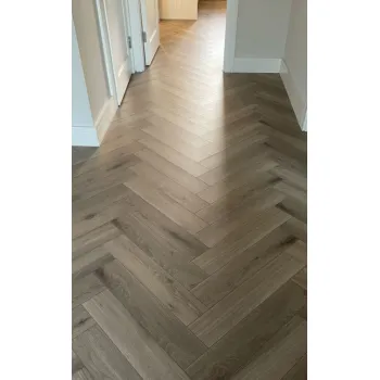 Французька ялинка масивна дошка  дуб Bergen  9287 - 4 шари
